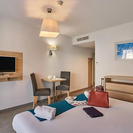 Odalys Nakâra Apart-hotel 4*