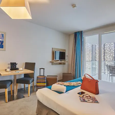 Odalys Nakâra Apart-hotel 4*